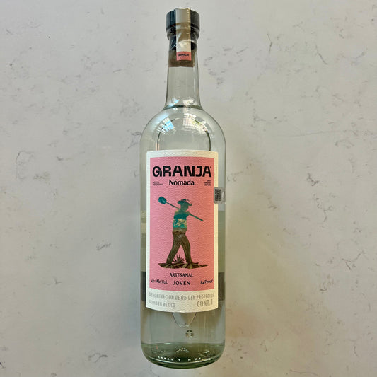 Granja Nómada Mezcal