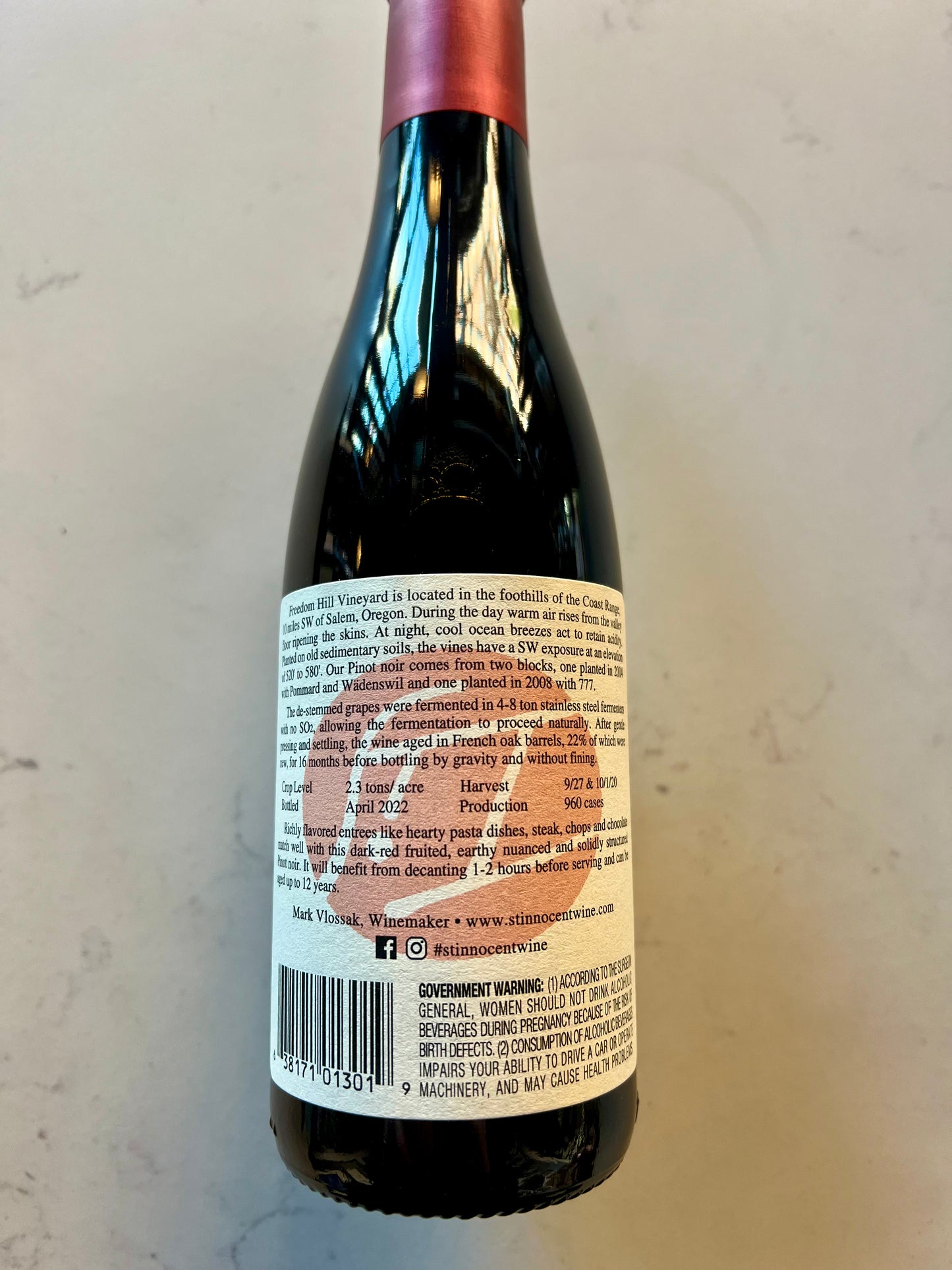 2020 St. Innocent Freedom Hill Vineyard Pinot Noir 375ml