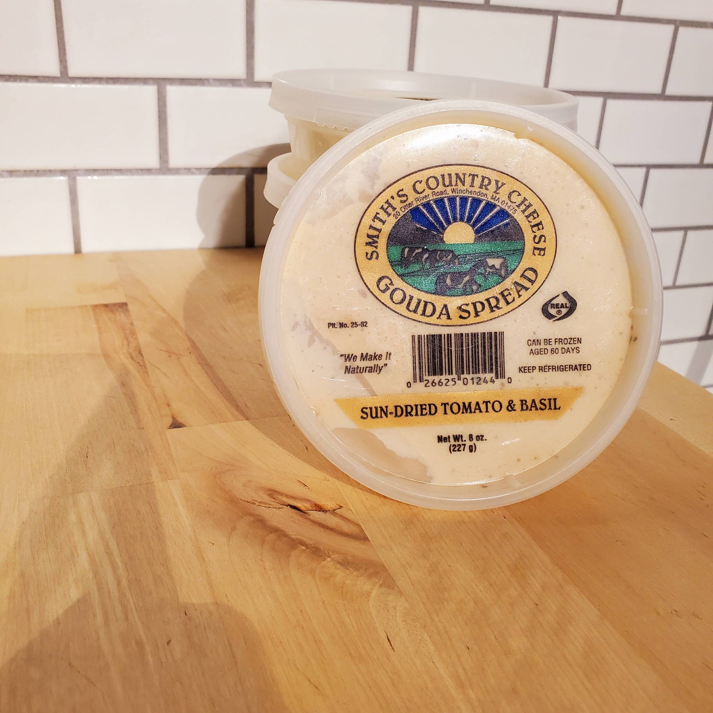Smith's Country Cheese - Gouda Spread: Sun-Dried Tomato & Basil