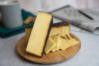 Beehive Cheese Co. LLC - Barely Buzzed Cheddar1/5LB Case